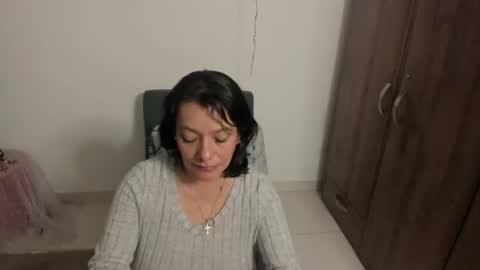 nuit_rose online show from July 4, 3:24 am