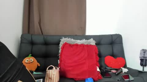 Nia online show from January 30, 2:49 am