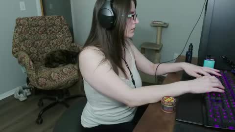 Nyctophilic online show from November 10, 2:50 am