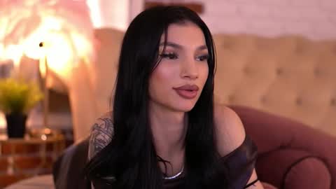 Nyssa online show from March 10, 2:15 am