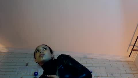 nyx1126 online show from December 20, 11:25 am