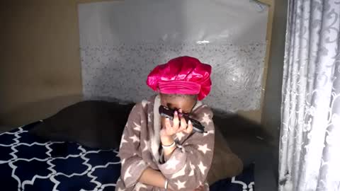 obsessedmimi online show from July 14, 2:38 am