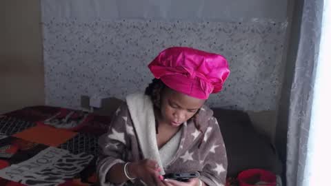 obsessedmimi online show from June 25, 9:57 am