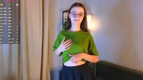Bella online show from July 2, 5:19 pm