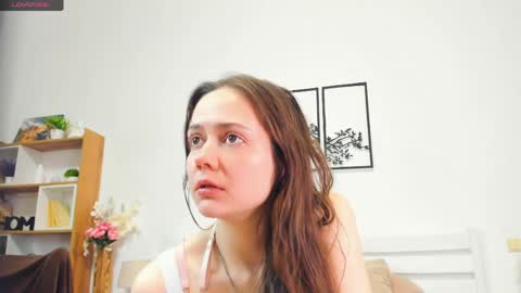 Elis online show from April 29, 8:47 pm