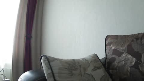 ocieburley online show from July 13, 8:37 am