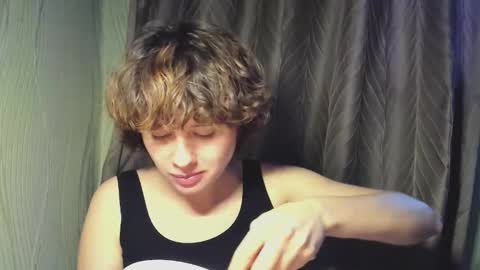 Evie online show from September 14, 3:10 pm