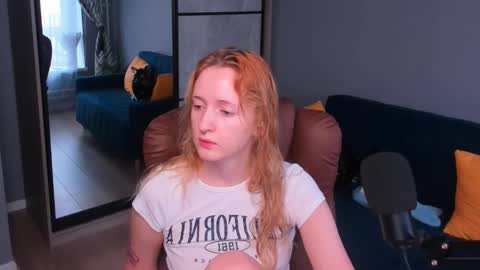 Call me Bee online show from February 13, 8:06 am