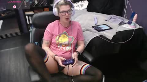 Oddy With A Body online show from February 2, 7:29 am