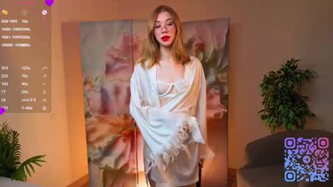 Lynna online show from November 27, 11:02 am