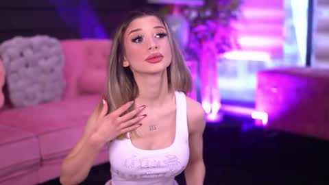 Odette online show from February 20, 6:26 am