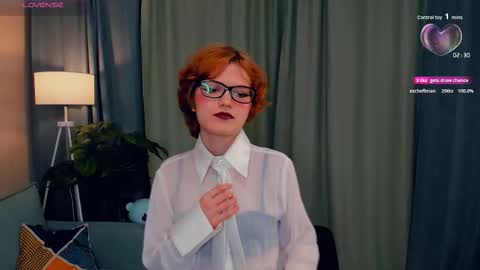 Snapshot of odettechurchwell chatting on October 7, 3:55 am Eli online show from October 7, 3:55 am