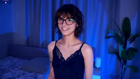 Thea online show from September 30, 7:30 pm