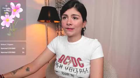  Holly  online show from November 21, 1:40 am