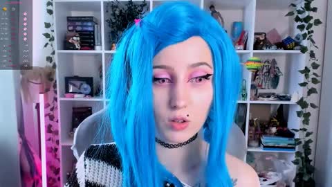 Clementine  Clem  online show from September 16, 9:39 am