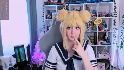 Clementine  Clem  online show from January 16, 10:11 am