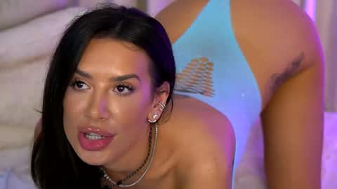 Julia online show from November 7, 5:46 am