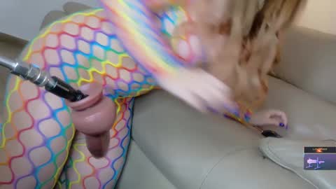 Lyz  online show from March 12, 10:01 pm