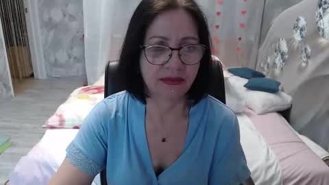 OlgaHottie online show from March 27, 12:01 am