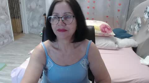 OlgaHottie online show from April 28, 1:03 am