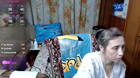 Olguscha online show from October 26, 1:17 pm