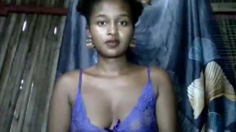 olinah610 online show from April 28, 3:00 am