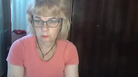 Olivia Mia online show from July 20, 1:24 pm