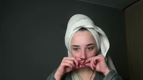 Olivia online show from February 17, 8:41 pm