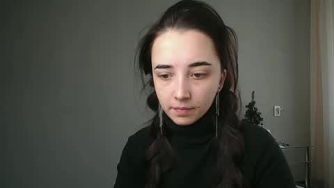 Snapshot of olivia_oliv chatting on February 17, 1:22 pm Olivia online show from February 17, 1:22 pm
