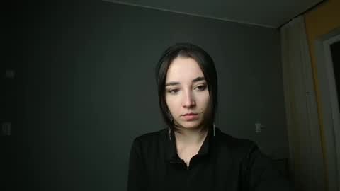 Snapshot of olivia_oliv chatting on February 25, 5:19 pm Olivia online show from February 25, 5:19 pm
