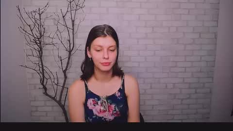 Snapshot of olivia_red_ chatting on January 22, 1:53 pm Olivia online show from January 22, 1:53 pm