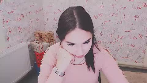Snapshot of olivia_red_ chatting on February 14, 10:49 am Olivia online show from February 14, 10:49 am