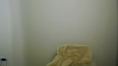Snapshot of olivia_red_ chatting on October 13, 3:42 am Olivia online show from October 13, 3:42 am