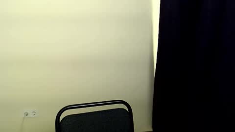 Snapshot of olivia_red_ chatting on October 16, 4:59 am Olivia online show from October 16, 4:59 am