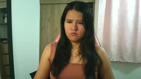 Olivia online show from December 3, 12:51 pm