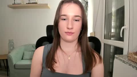 Oliwiaa2004 online show from March 11, 7:36 pm