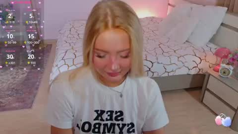 Olivia online show from August 1, 2:24 am