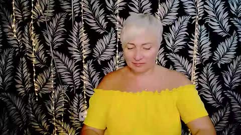 Snapshot of oliviaoskar_ chatting on October 11, 11:47 am Kelly online show from October 11, 11:47 am