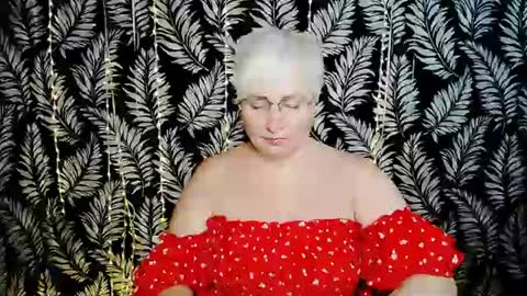 Kelly online show from June 14, 10:26 am