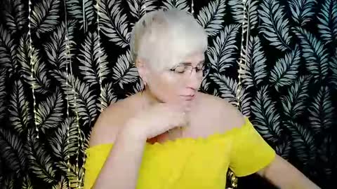 Kelly online show from July 25, 2:13 pm