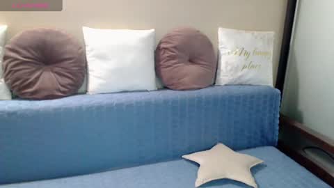oliviarichi online show from May 2, 9:12 am