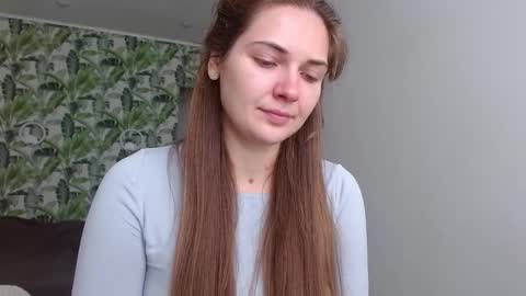 Olivia online show from November 2, 7:45 am