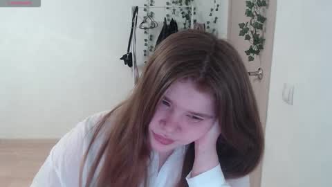  MellY  online show from March 2, 6:14 pm