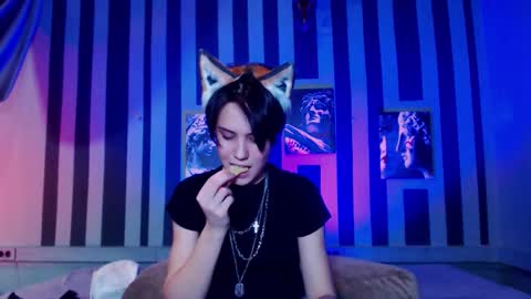 onaloon online show from December 17, 4:05 am