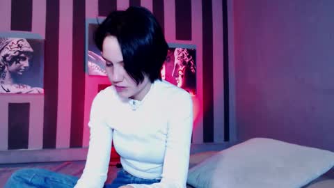 onaloon online show from March 16, 1:52 am