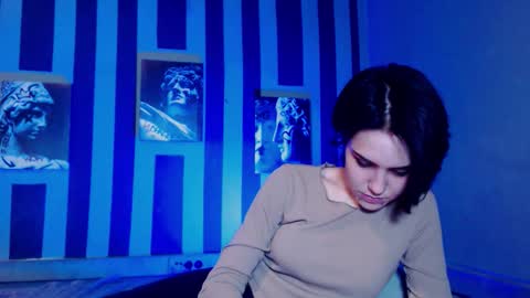 onaloon online show from March 19, 2:38 am