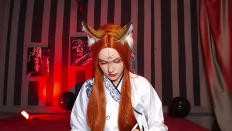 onessandra online show from November 10, 5:02 am