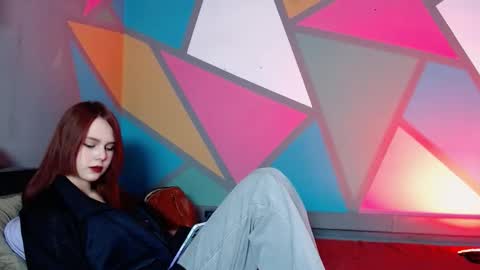 onessandra online show from March 16, 5:44 am