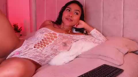 misssaray official online show from July 15, 1:21 am