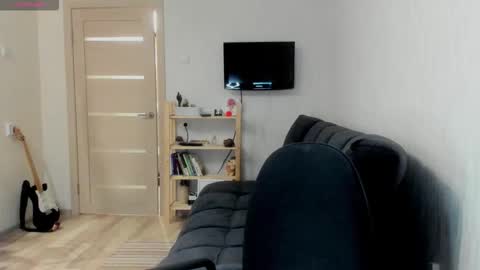 Britney online show from November 18, 5:25 pm